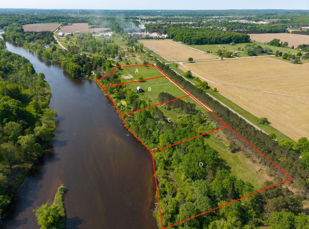 19660 N Davison Road, Big Rapids, MI 49307