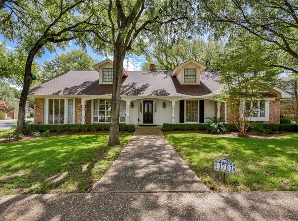 1701 Apricot Glen DR, Austin, TX 78746