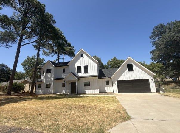 138 Sunset Drive, Gun Barrel City, TX 75156