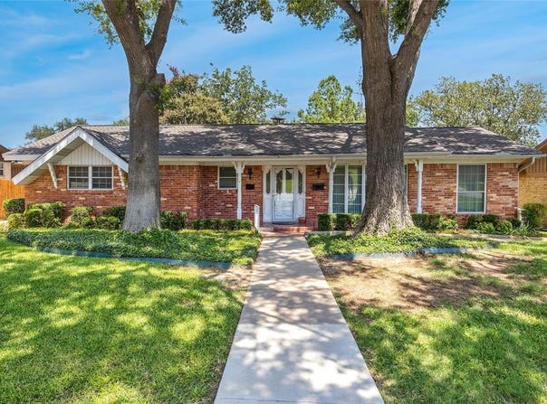 4620 Ridgemont Road, Haltom City, TX 76117