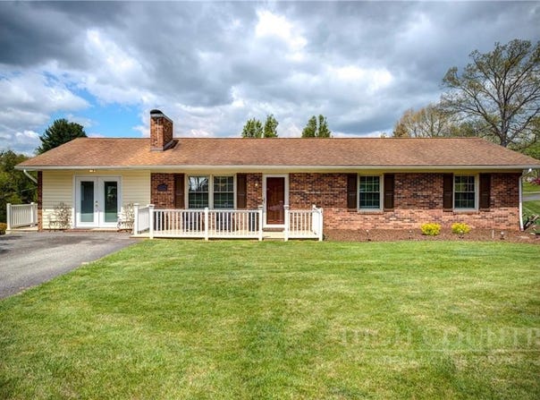 175 Sunset Drive, Sparta, NC 28675