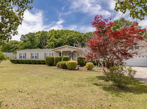 1597 Sexton Gin Road, Starr, SC 29684