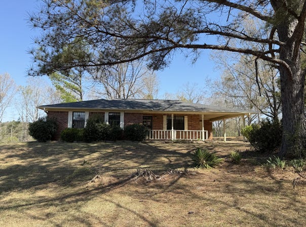 99 Murphy Road, Ackerman, MS 39735