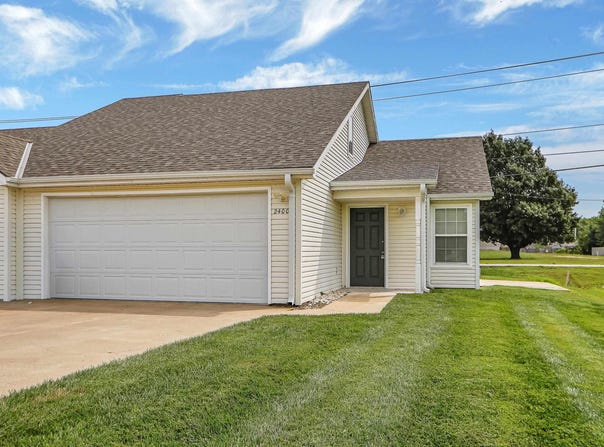 2400 Walden Lane, Manhattan, KS 66502