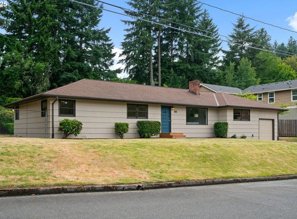 2736 SW SYLVANIA TER, Portland, OR 97219