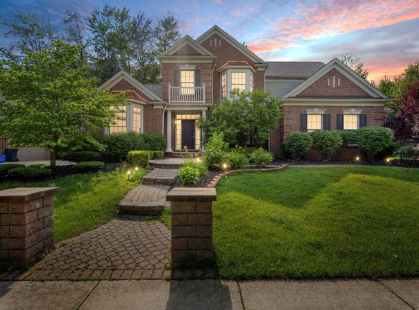 1630 Mistwood Court, Canton, MI 48187