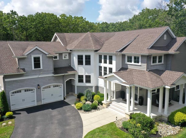 802 Gatehouse Dr, Galloway Township, NJ 08205