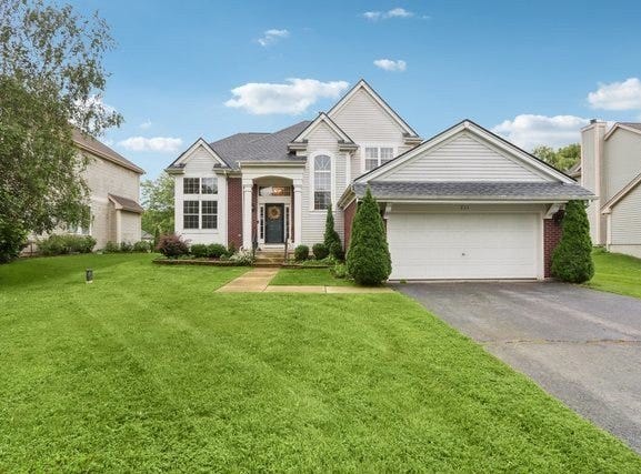 711 Brighton Circle, Port Barrington, IL 60010