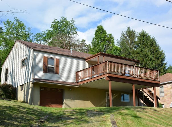 120  S. Highland Ave, Moundsville, WV 26041