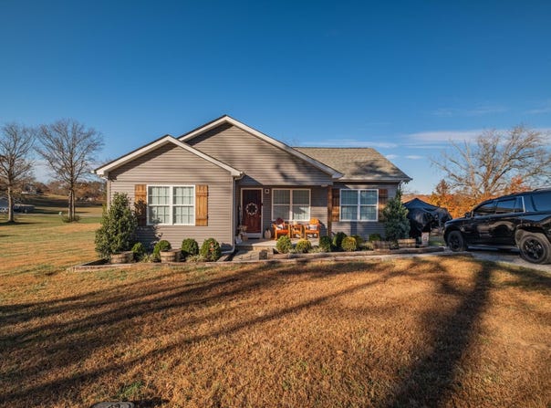 200 Pine Avenue, Morrison, TN 37357