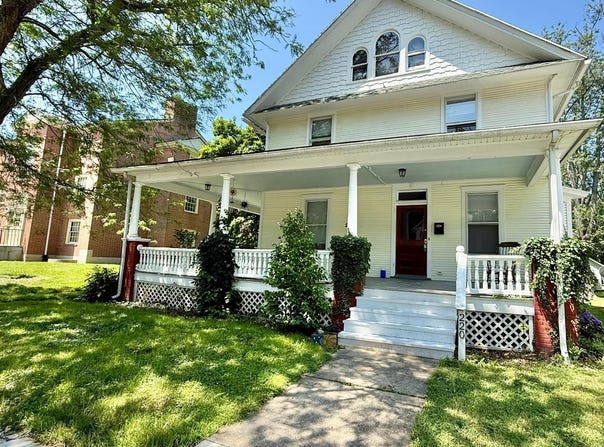 220 N BRADFORD STREET, DOVER, DE 19904