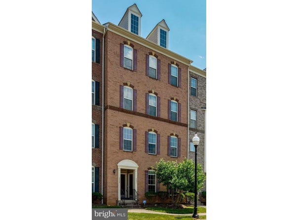 9431 STONEWALL Road, MANASSAS, VA 20110