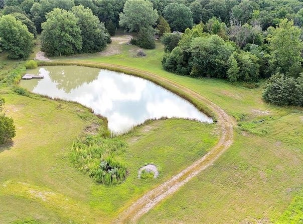 5298 Chihuahua Road, Higginsville, MO 64037
