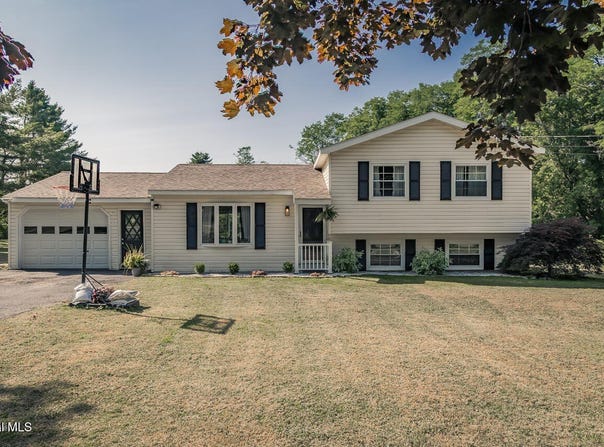 536 McQueen Road, Perth, NY 12010