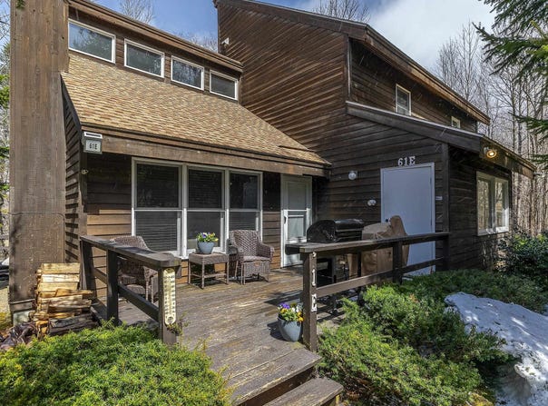 61 E Country Club Road, Dover, VT 05356-0527