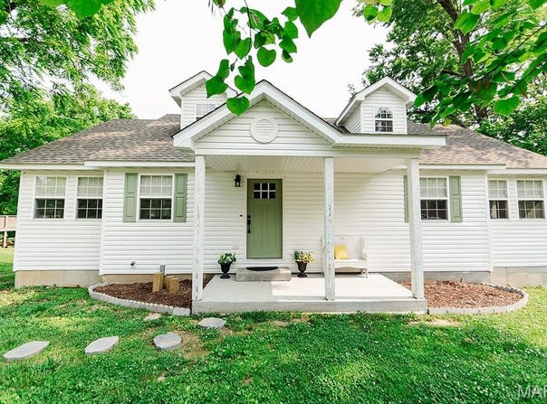 300 E 11th Street, Salem, MO 65560