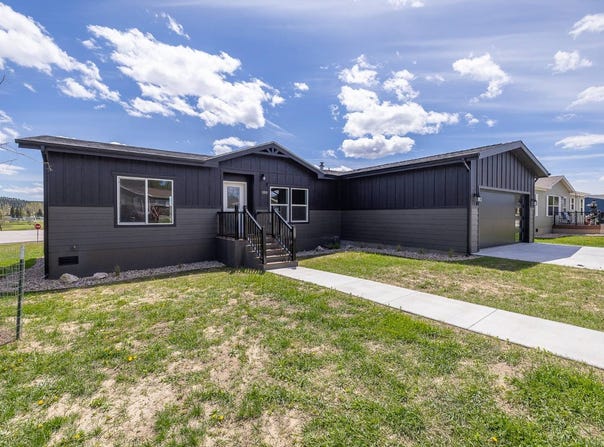 1818 Wood Lily ln, Custer, SD 57730
