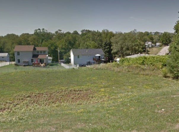 Springdale Avenue, Wintersville, OH 43953