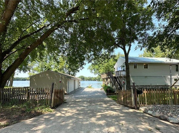 8023 Hoyt Avenue SW, Victor Twp, MN 55349
