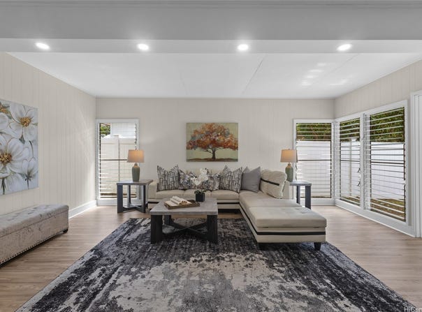 5249 Apo Drive, Honolulu, HI 96821