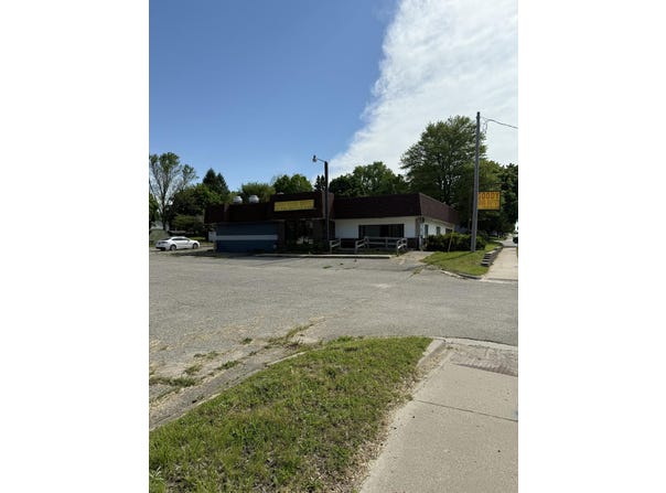 214 E State Street, Belding, MI 48809