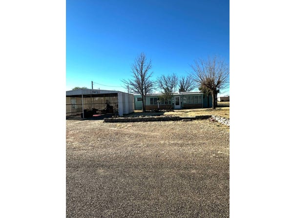 506 Sunfish Dr, Logan, NM 88426
