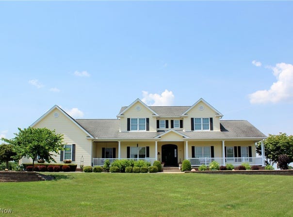 130 Longview Circle, North Lima, OH 44452