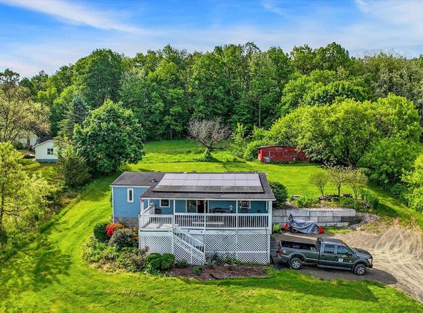 2901 ERLY ROAD, ELLIOTTSBURG, PA 17024