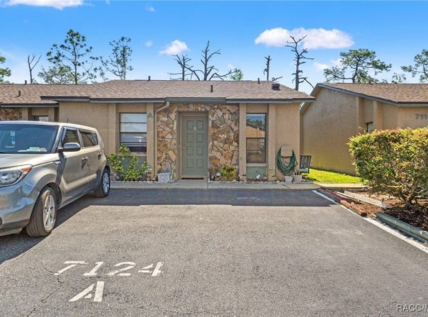 7124 Barclay Avenue unit: A, Spring Hill, FL 34609