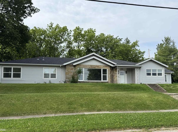 800 E Broadway Avenue, Fairfield, IA 52556