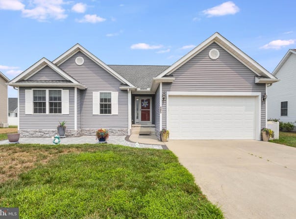 405 PLANTATION Drive, SEAFORD, DE 19973