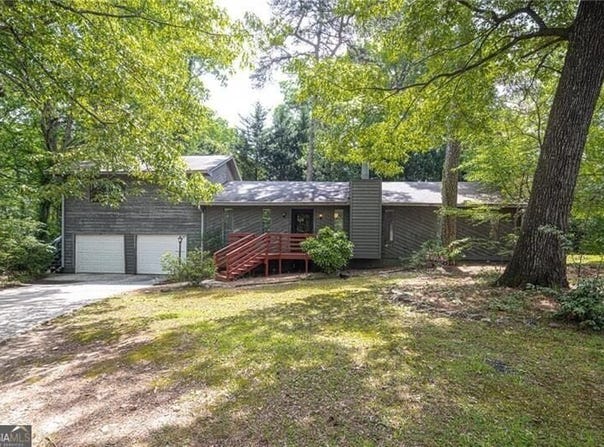 633 Iris Road, Pine Lake, GA 30072