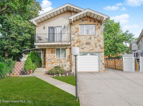 76 Lucille Avenue, Staten Island, NY 10309