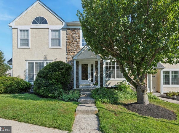 202 COVENTRY POINTE LANE, POTTSTOWN, PA 19465