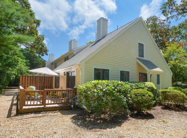 77 Shellback Way, Mashpee, MA 02649