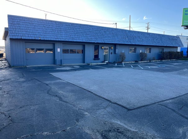 59 Ecorse Road, Ypsilanti, MI 48198