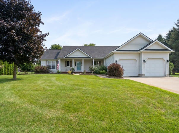 10525 Keane Drive, Grass Lake, MI 49240