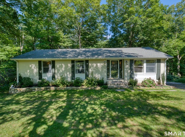 79 Pokorny Road, Haddam, CT 06441