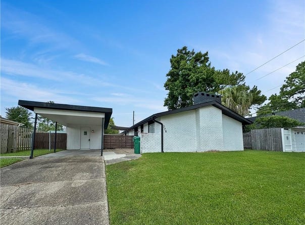 778 HERITAGE Avenue, Gretna, LA 70056
