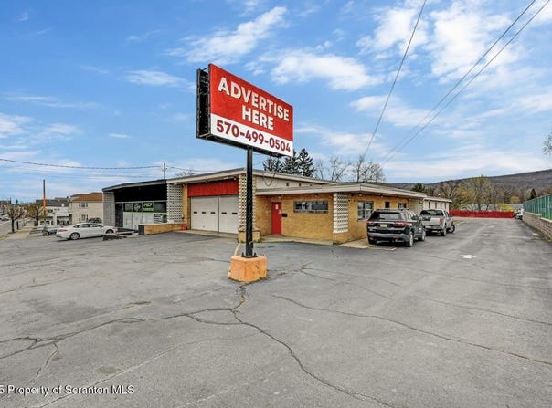 1000 Wyoming Avenue, Exeter, PA 18643