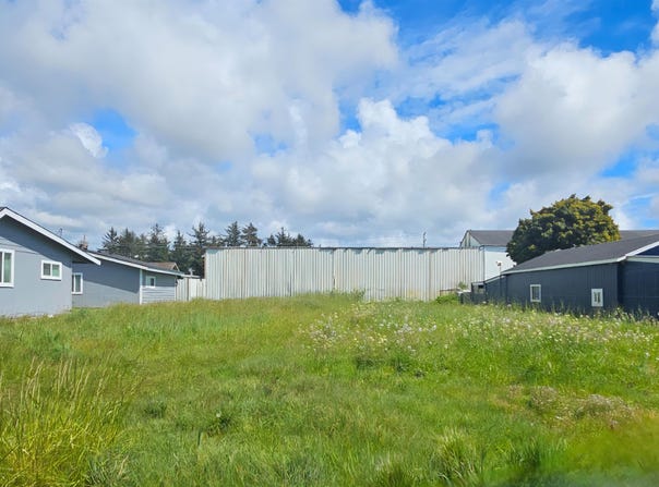 1555 Oregon Street, CRESCENT CITY, CA 95531-0000