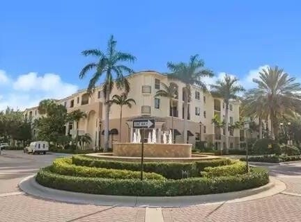 1305 Renaissance Way, Boynton Beach, FL 33426