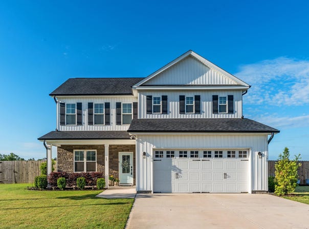 69 Bellows Lane, Rocky Point, NC 28457