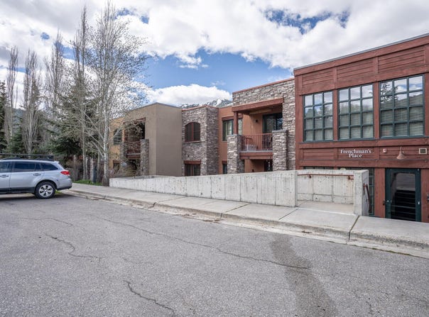 360 E 9th St, Ketchum, ID 83340