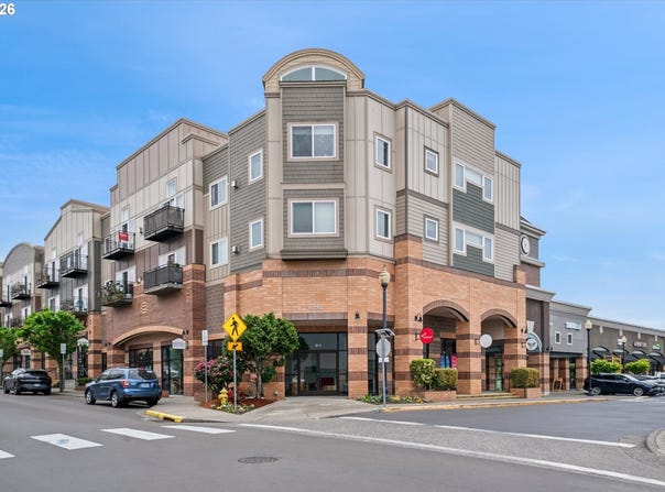 15320 NW CENTRAL Dr, Portland, OR 97229