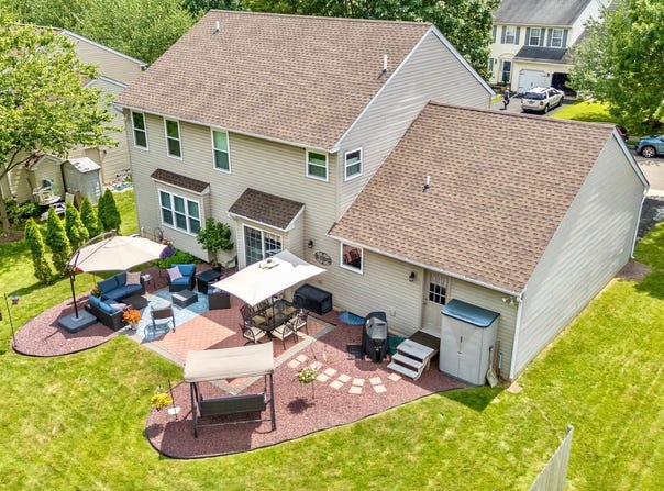 134 KINGS COURT, CHALFONT, PA 18914