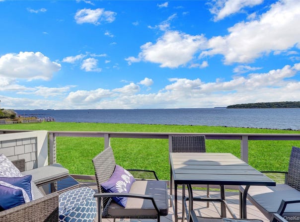 2820 Shipyard Lane, East Marion, NY 11939