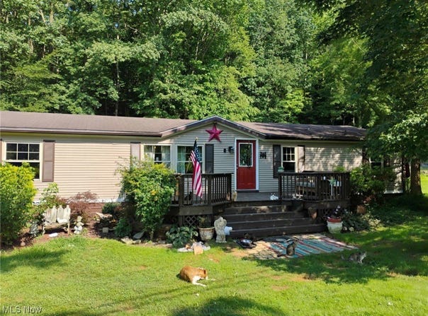 3620 N River Road, Zanesville, OH 43701