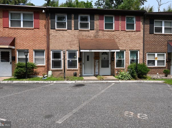 85 PARK VALLEI LANE, BROOKHAVEN, PA 19015