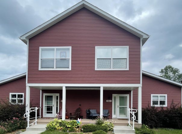 560 Little Lake Drive, Ann Arbor, MI 48103
